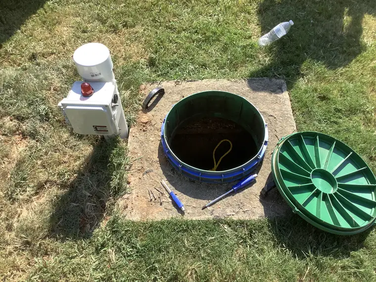 Septic pump system and alarm in Grayson, GA — SepticRooter™ emergency service